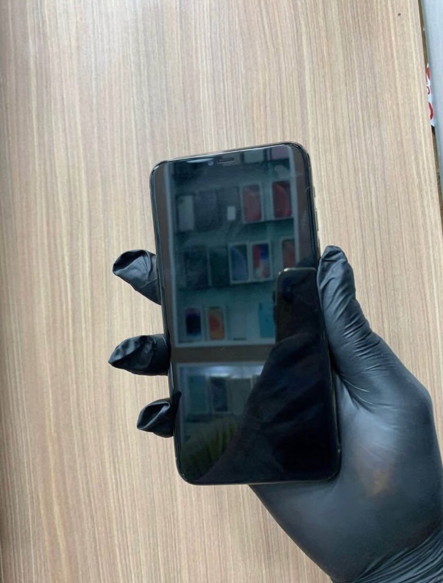 IPHONE 11 pro max