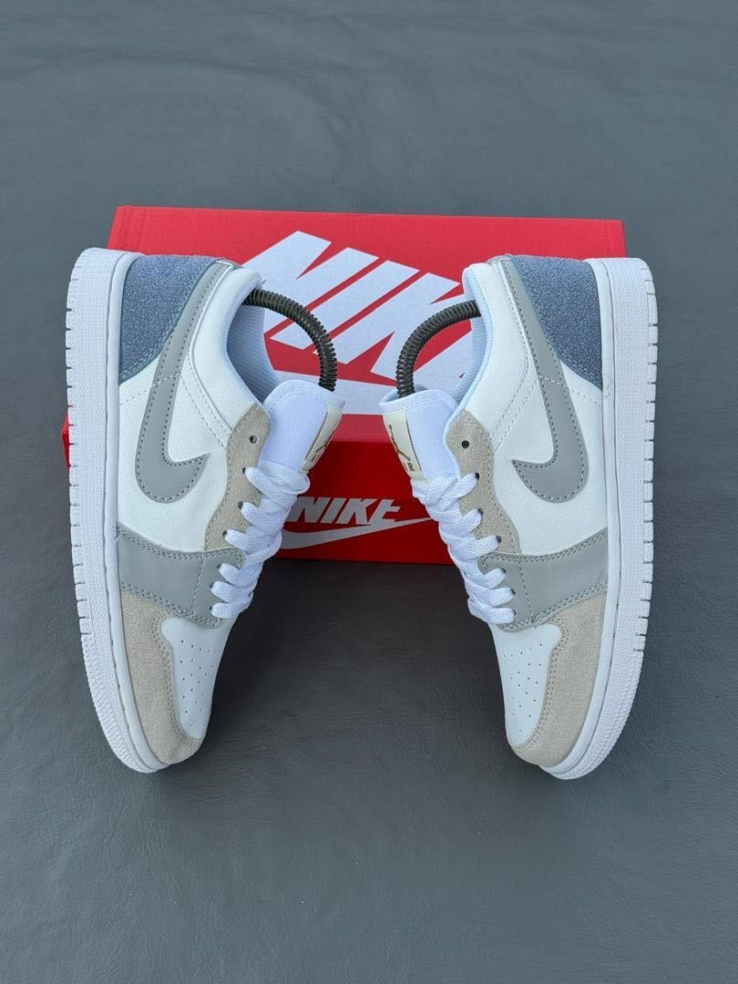 Nike Air Jordan 1