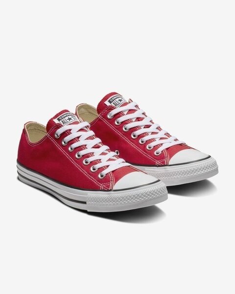 Sneakers rouges en toile