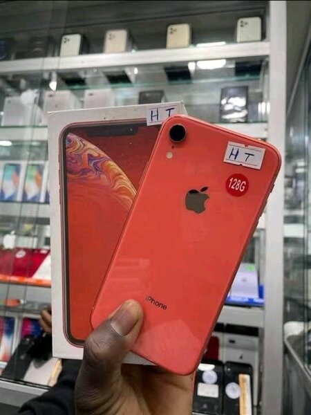iPhone XR