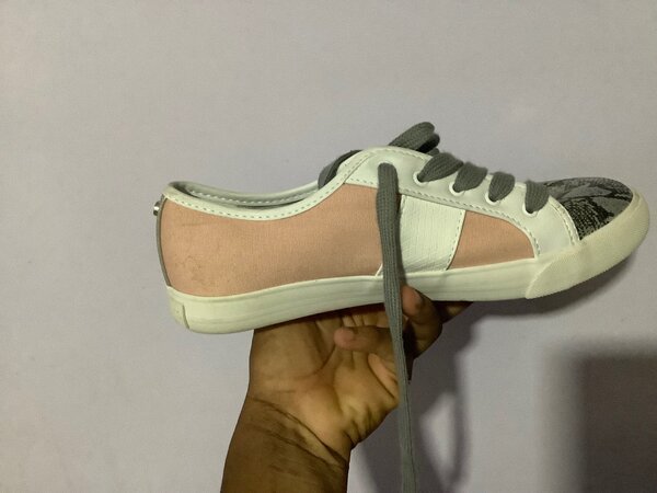 Sneakers 5