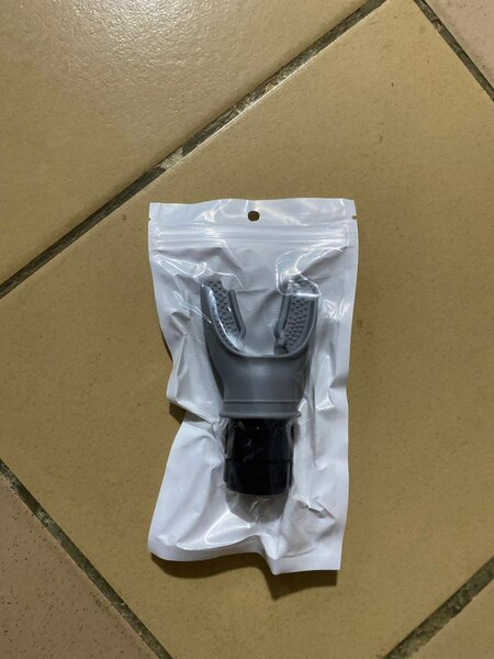 Embout de plongée ergonomique