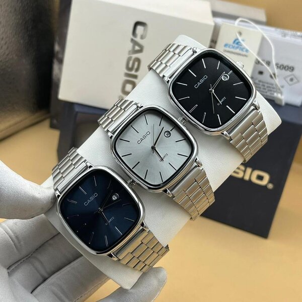 Nixon watch