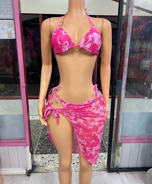 Pink swimming