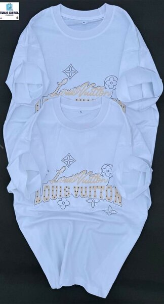 T-shirt Blanc Design Élégant