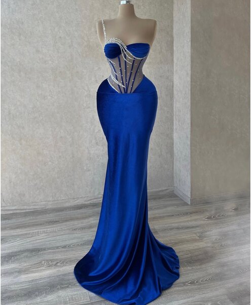 Classic dress