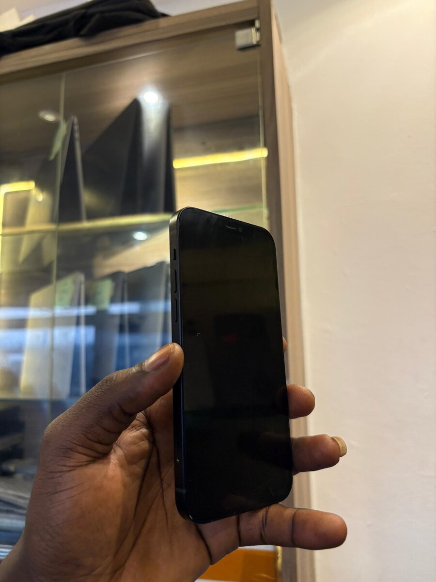 iPhone 12