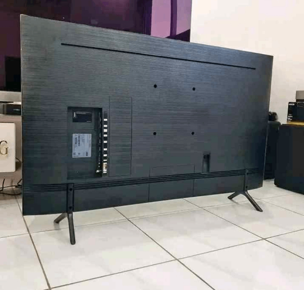Smart TV UHD 4K 43" Vidaa