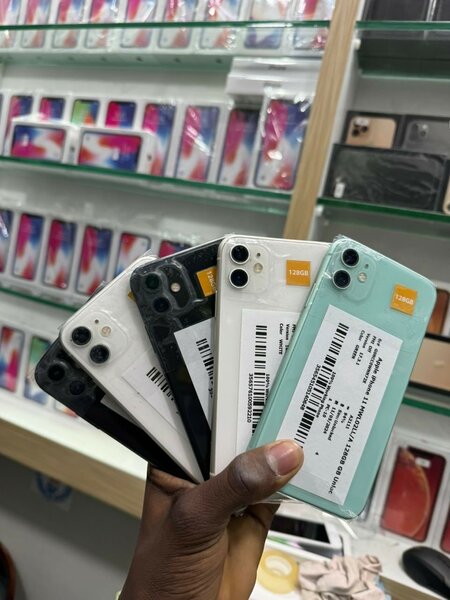 IPHONE 11 64GO Neuf