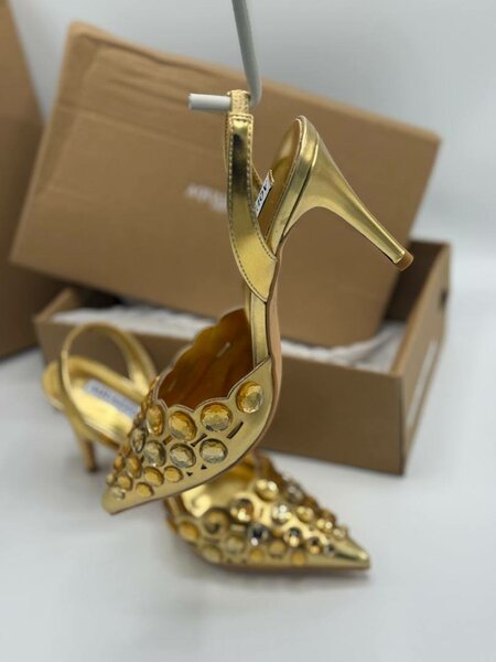Ladies heel