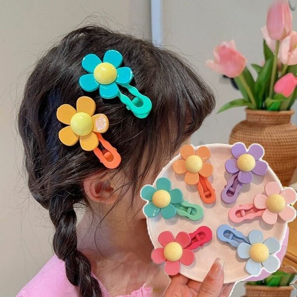 Pince à cheveux colorés