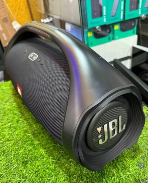 JBL Boombox