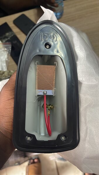 Shark antenna