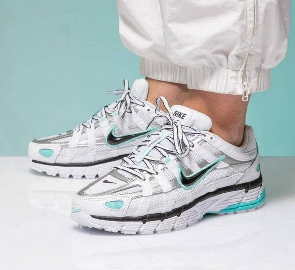 Baskets Nike modernes unisexes