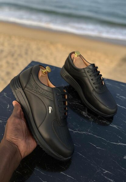 Chaussures en cuir élégantes homme
