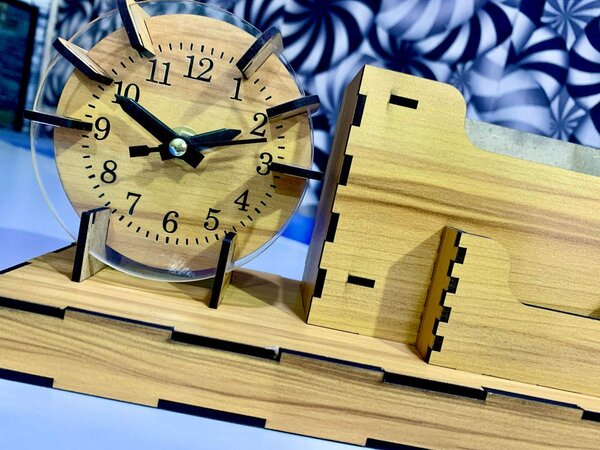 Desk organizer
