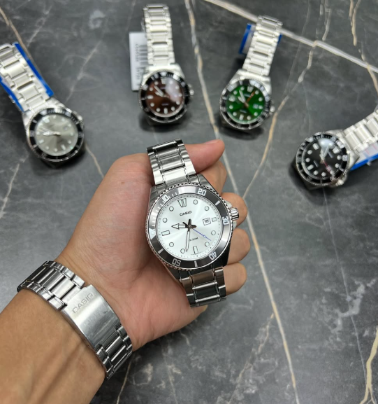 Casio  часы 