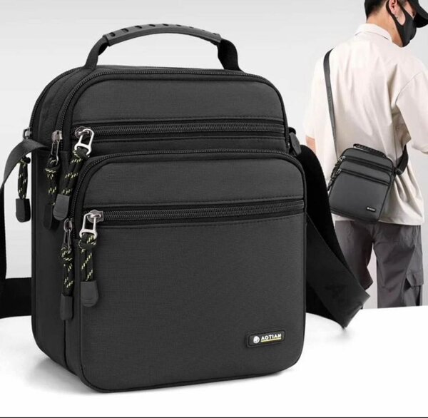 Shoulder bags