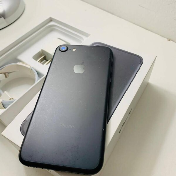 IPHONE 11 / 128GB