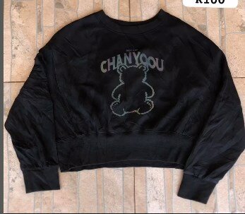 sweatshirt 