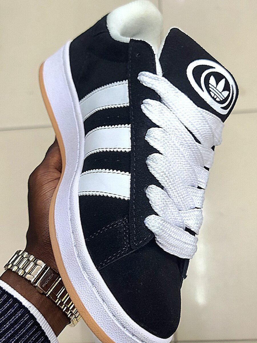 Adidas campus