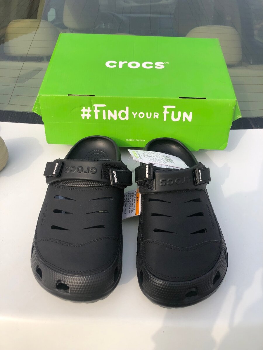 Iconic crocs
