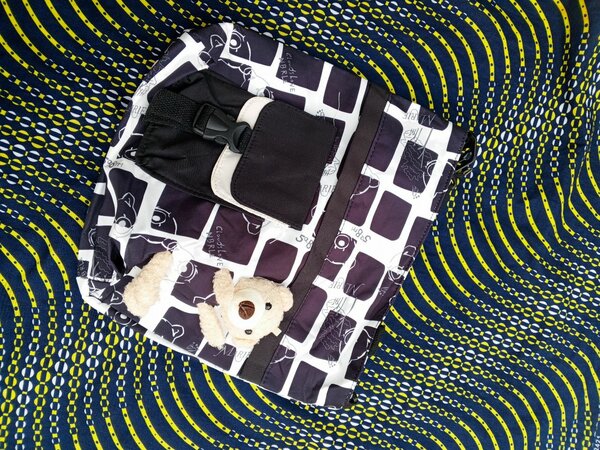 Tote bag