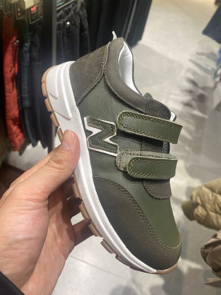 NewBalance
