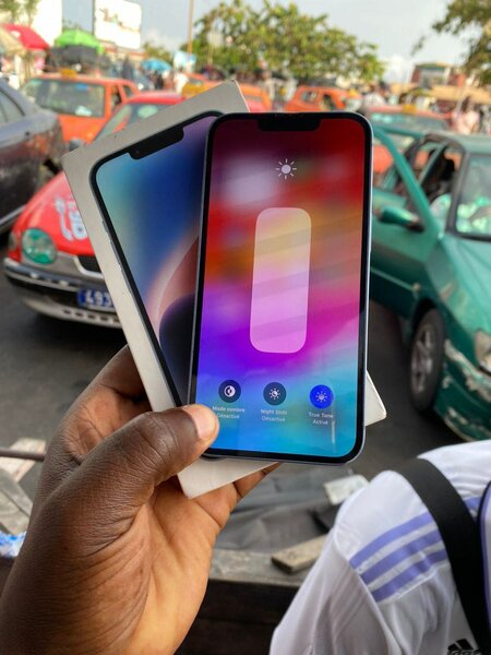 iPhone 14 CE