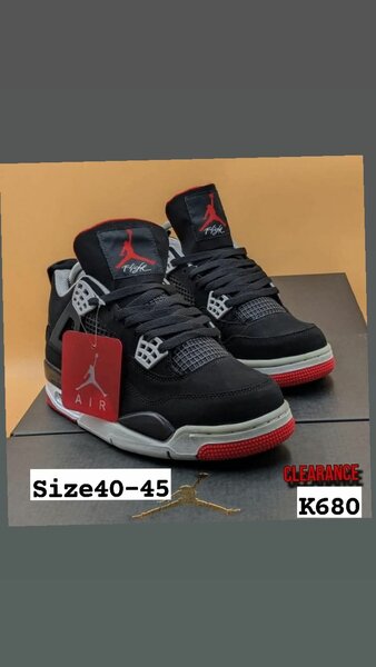 Sneakers sneakers