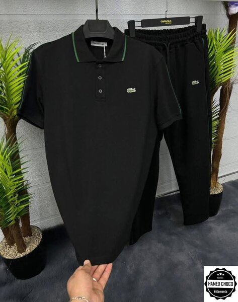 Ensemble de sport élégant