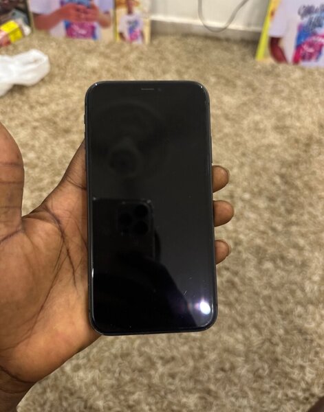 iPhone 11