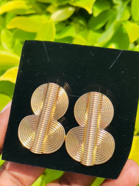 Earring