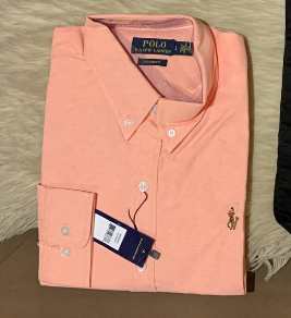 pink T-shirt