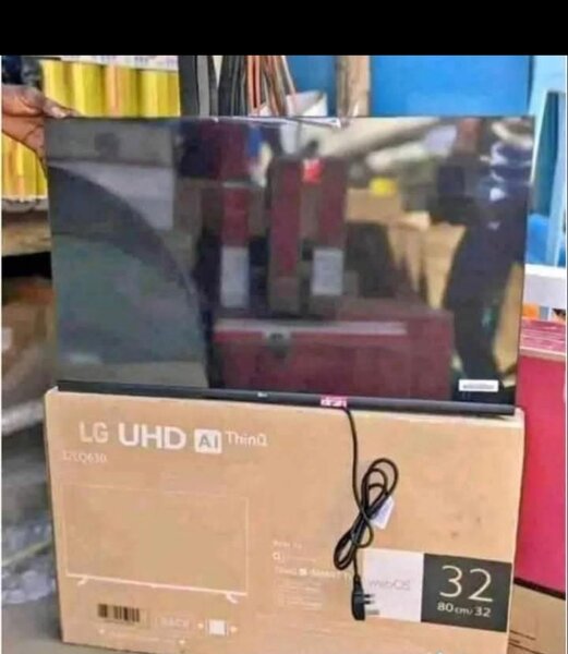 Smart TV UHD 32 pouces AI