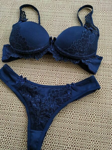 LADIES UNDER WEAR