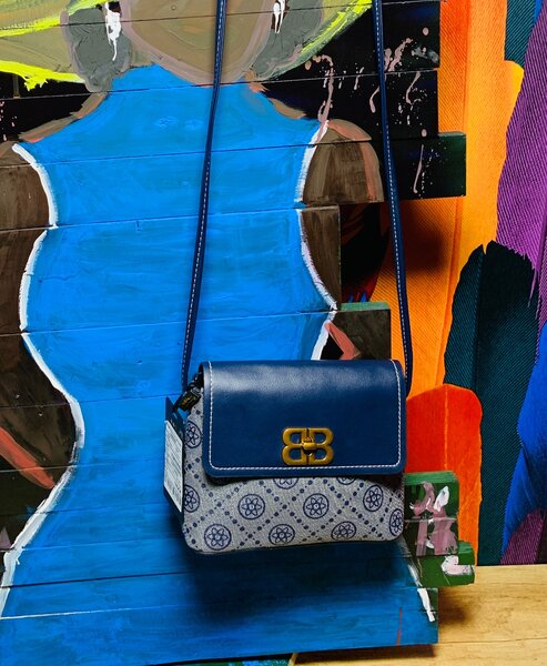 LADIES BAGS