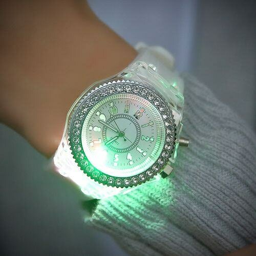 Montre LED cristal élégante
