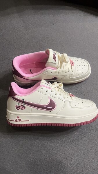 Nike Air Force