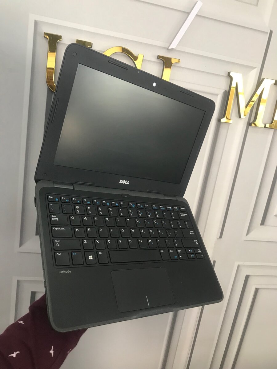 Dell latitude 11 inches intel Celeron