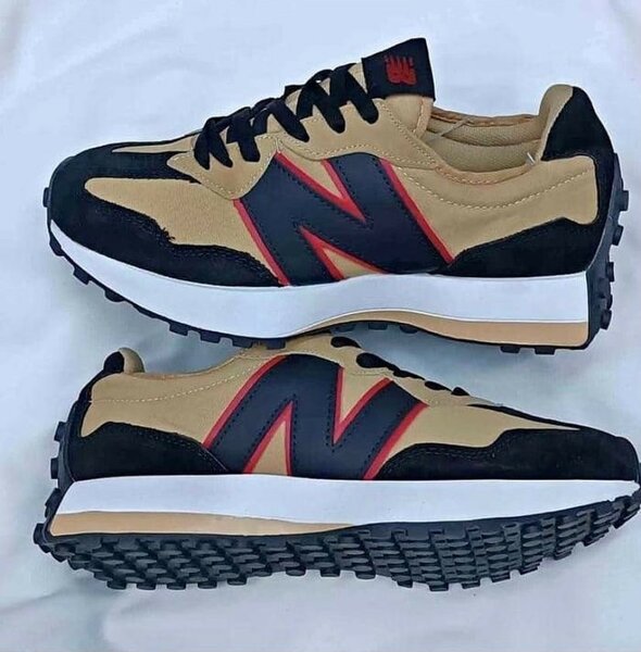 NEW BALANCE CLASSIC