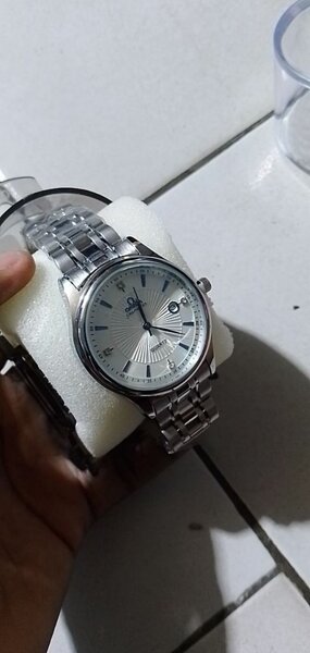 Montre Omega