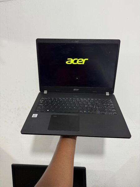 ACER  P215 CORE i5 10ème gen