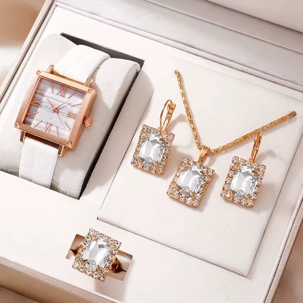 Ensemble Montre et Bijoux Éclatants