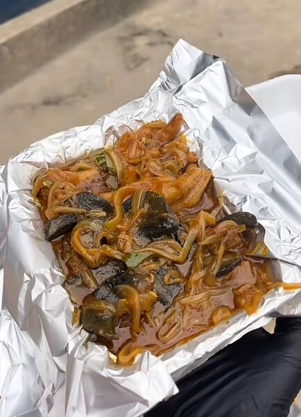 Escargot sauté avec attiéké