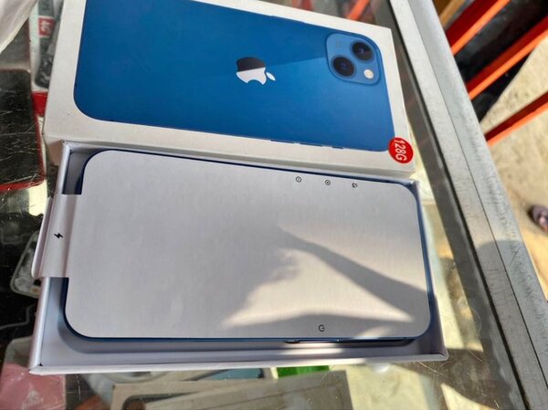 IPHONE 13 simple