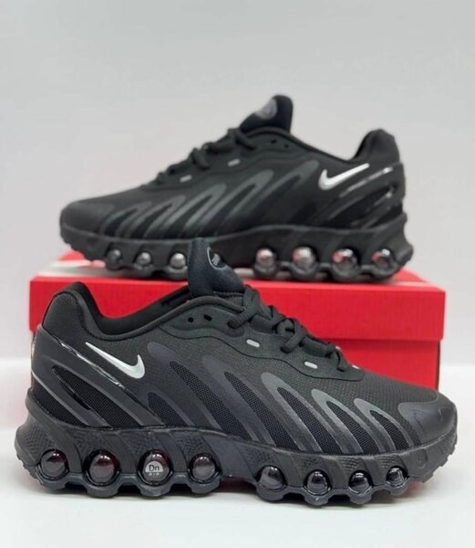 NIKE AIRMAX