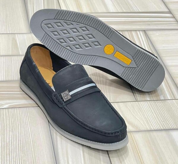 Fashion shoes