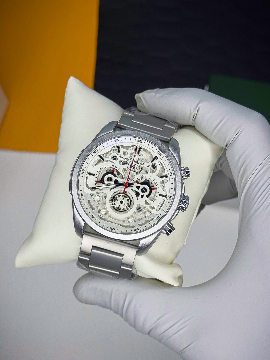 Montre squelette homme élégante