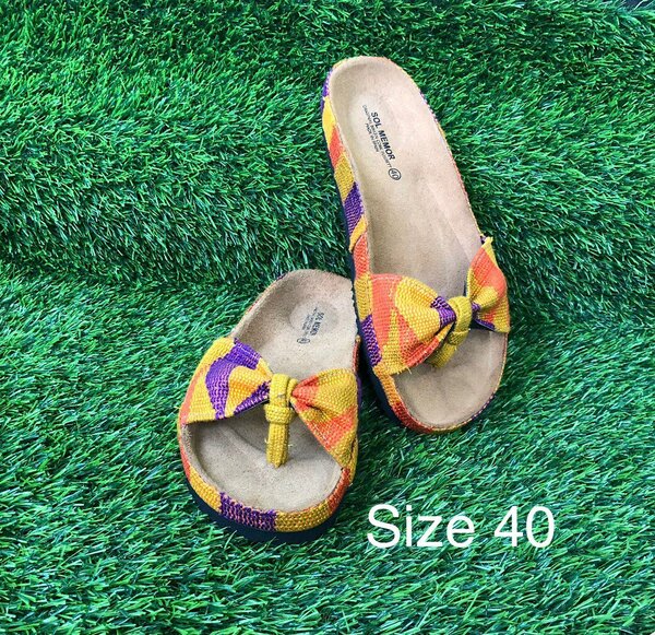 Ladies slippers